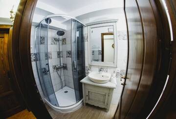 Фото номера Шале Гостевой дом Cabana Dintre Vii г. Apoldu de Sus 56